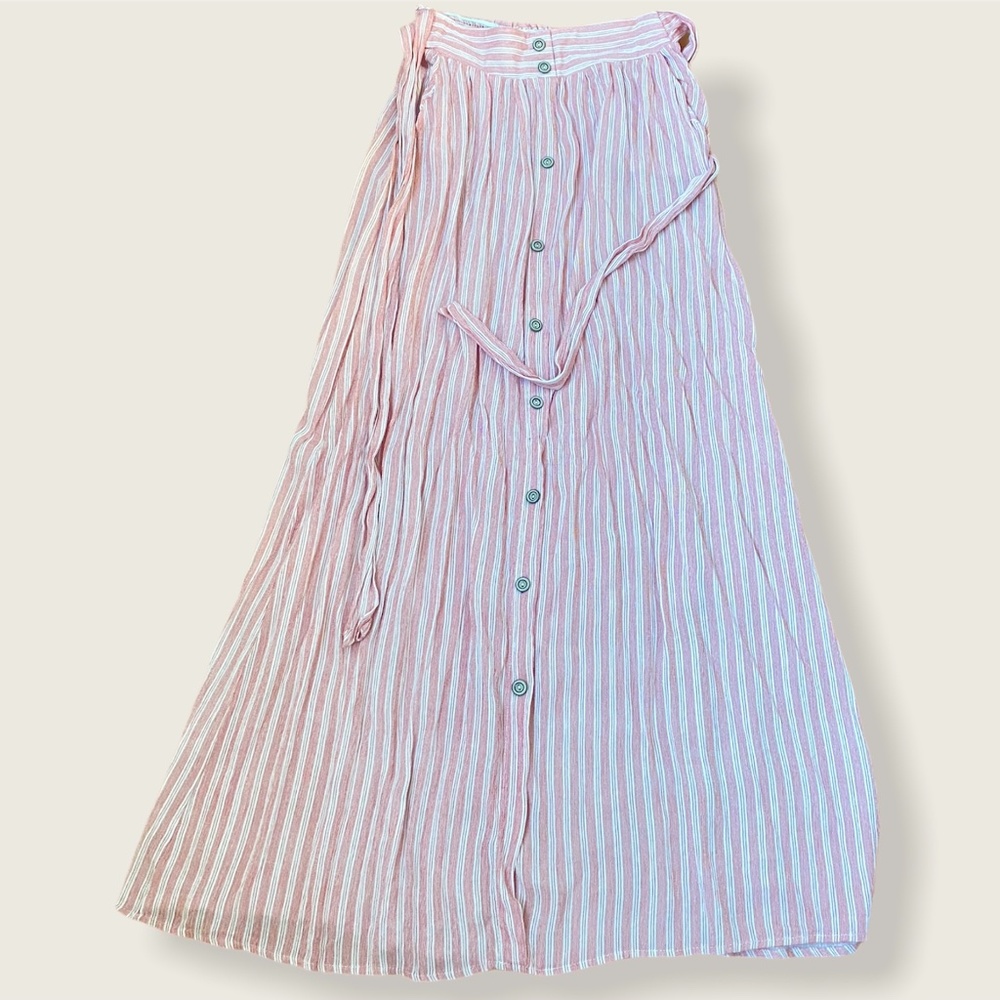 Forever 21 Maxi Skirt Size M